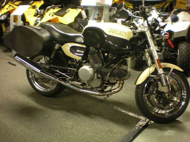 2001 Ducati SUPERBIKE 996