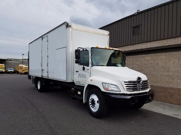 2008 Hino 268  Box Truck - Straight Truck