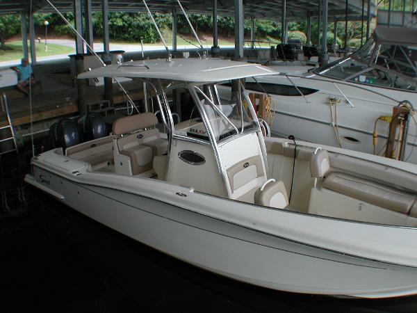2008 Scout Boats 262 XFS