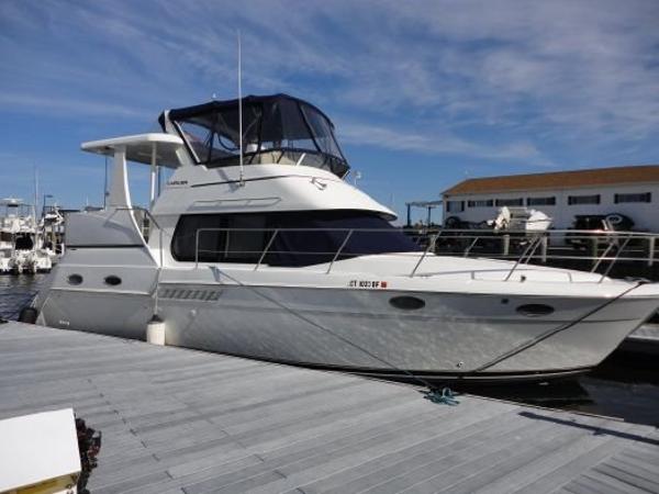 2000 Carver 356 Aft Cabin Motor Yacht