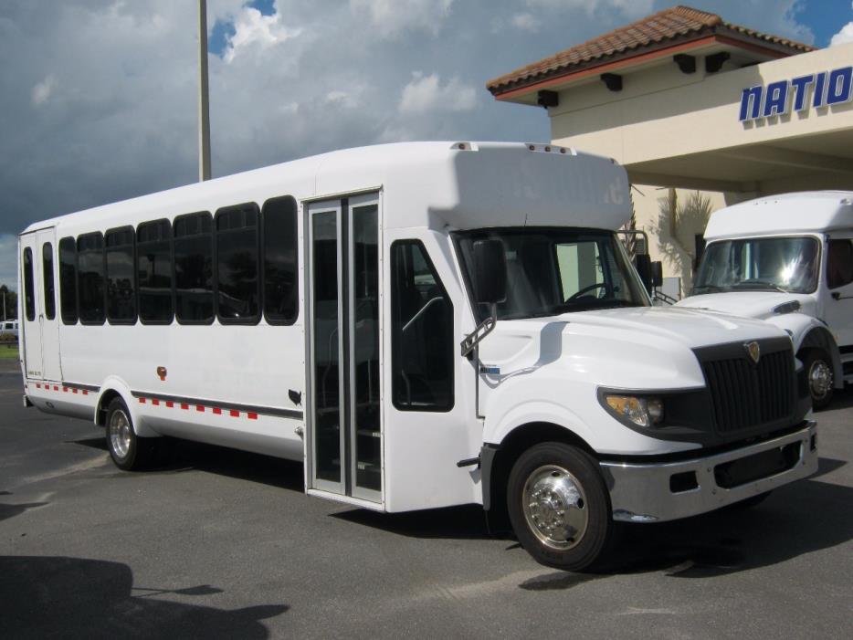 2013 Eldorado National Aerotech  Bus