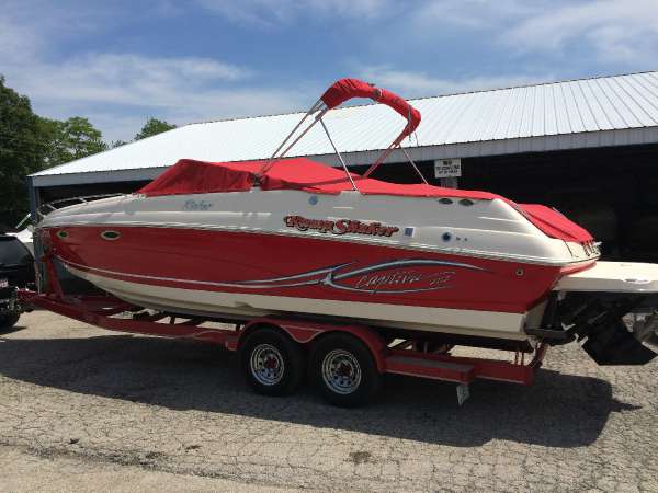 2006 Rinker 282 Captiva Cuddy