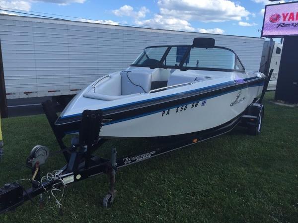 1998 Ski Centurion sport bowrider