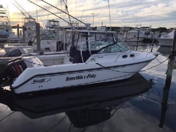 2002 Boston Whaler 295 Conquest