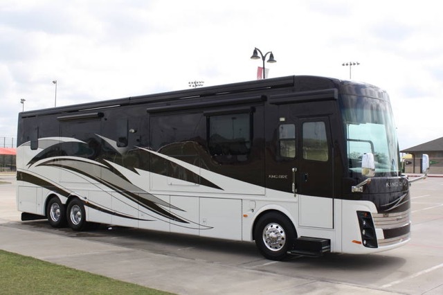2012 Newmar KING AIRE 4584