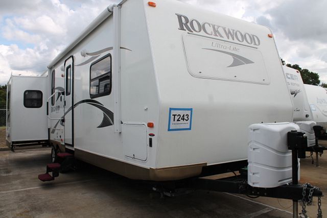 2013 Rockwood Rockwood Ultra Lite 2703SS