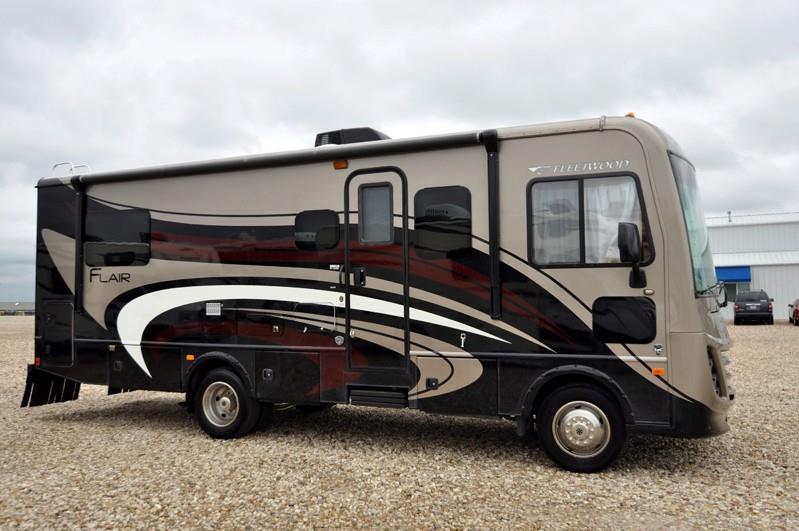 2015 Fleetwood Flair 26D W/Slide