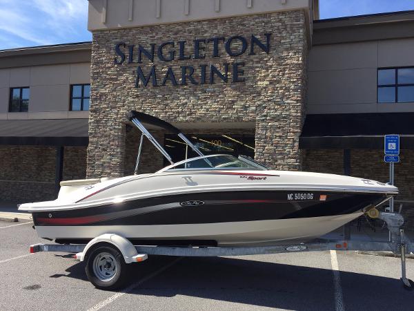 2007 Sea Ray 185 Sport