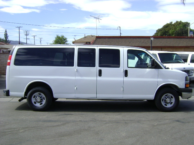 2009 Chevrolet Express G3500  Cargo Van