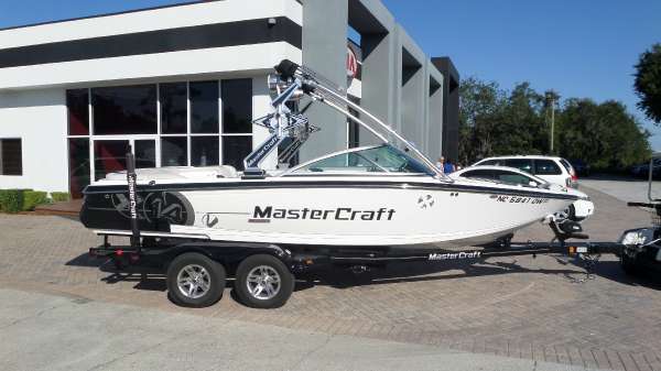 2010 Mastercraft X-14V