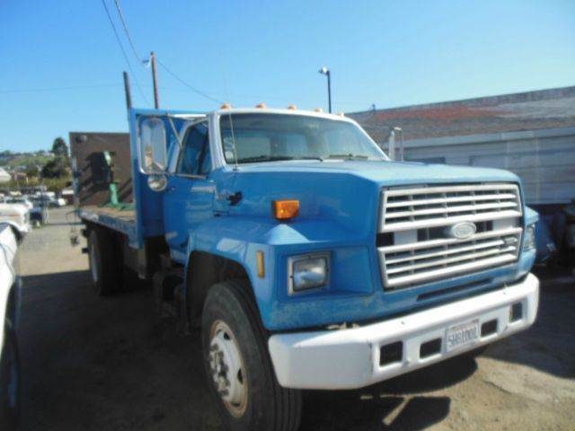 1989 Ford F800  Flatbed Truck