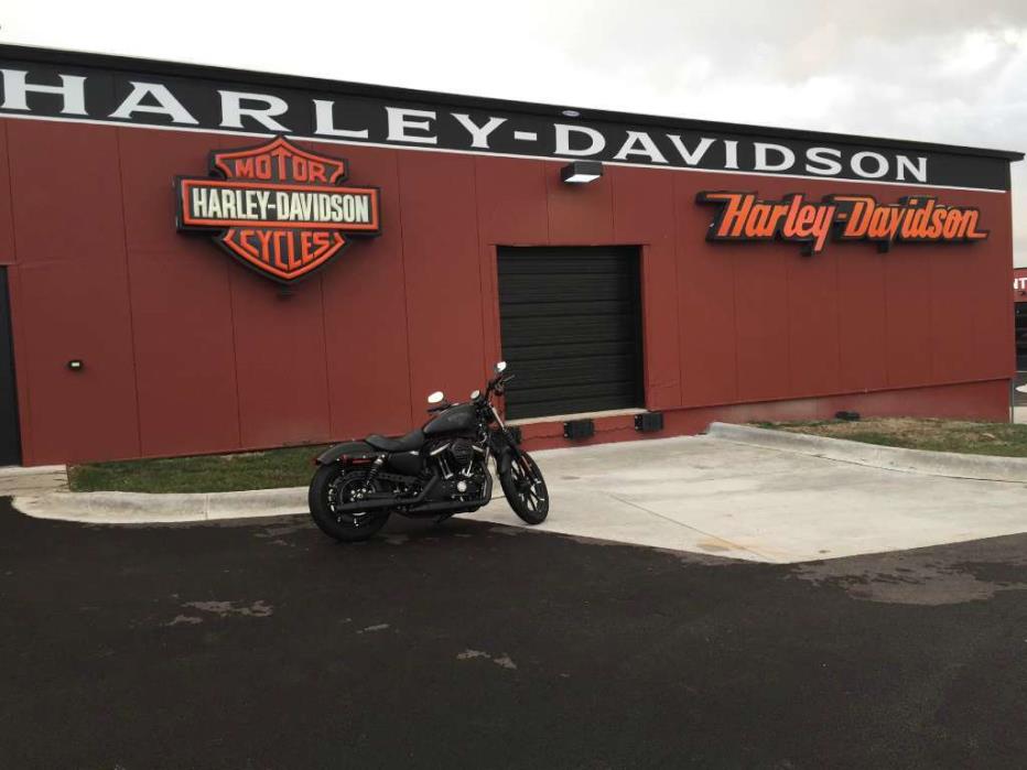 2017 Harley-Davidson Iron 883