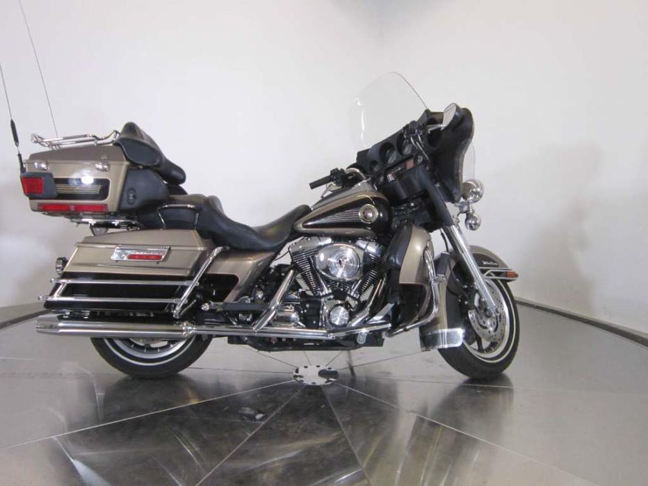 2004 Harley-Davidson FLHTCUI Ultra Classic Electra Glide