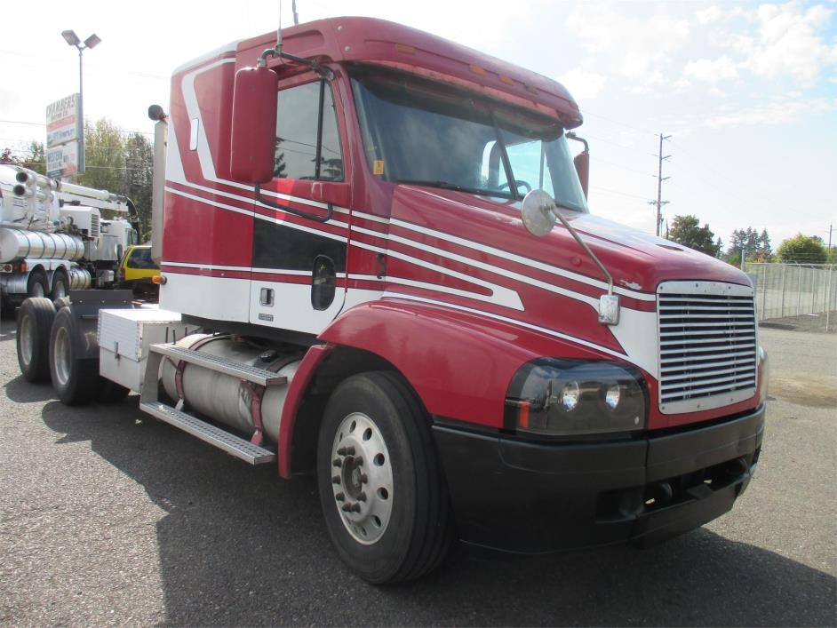 1998 Freightliner Century 112  Conventional - Sleeper Truck