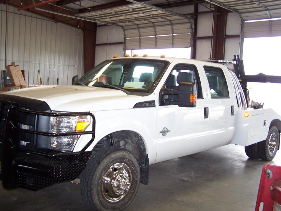 2014 Ford F350  Wrecker Tow Truck