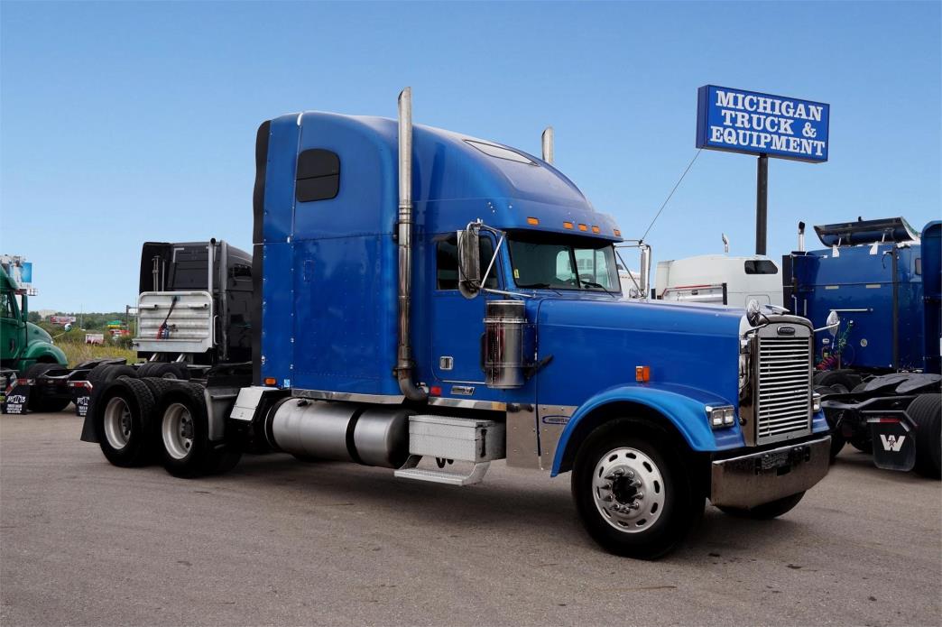2007 Freightliner Fld132 Classic Xl  Conventional - Sleeper Truck