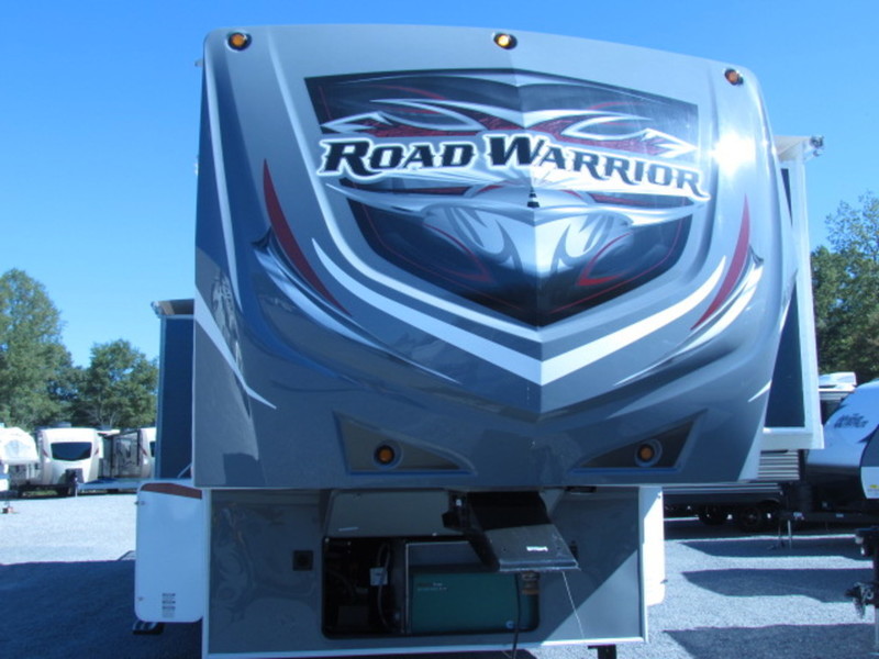 2013 Heartland Road Warrior RW 415
