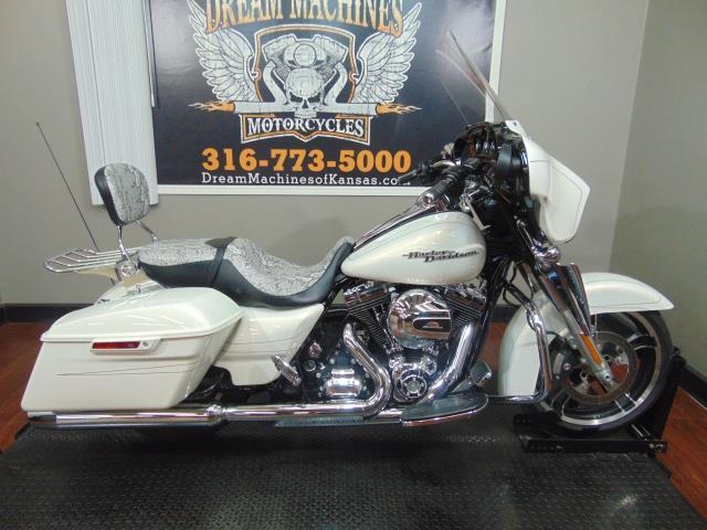 2011 Harley Davidson FLHX - Street Glide