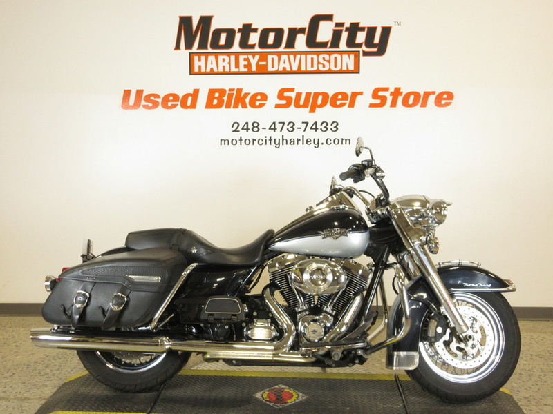 2012 Harley-Davidson FLHRC - Road King Classic