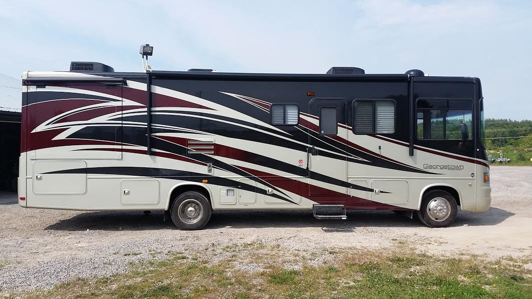 2013 Forest River GEORGETOWN 327DS