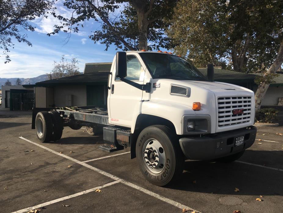 2005 Gmc C70  Cab Chassis