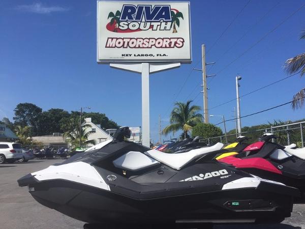 2015 Sea-Doo Spark 3up Rotax 900 HO ACE Convenience Packag