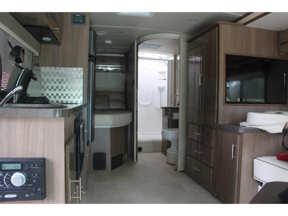 2015 Winnebago VIA 25P