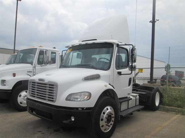 2007 Freightliner M2 106  Conventional - Day Cab