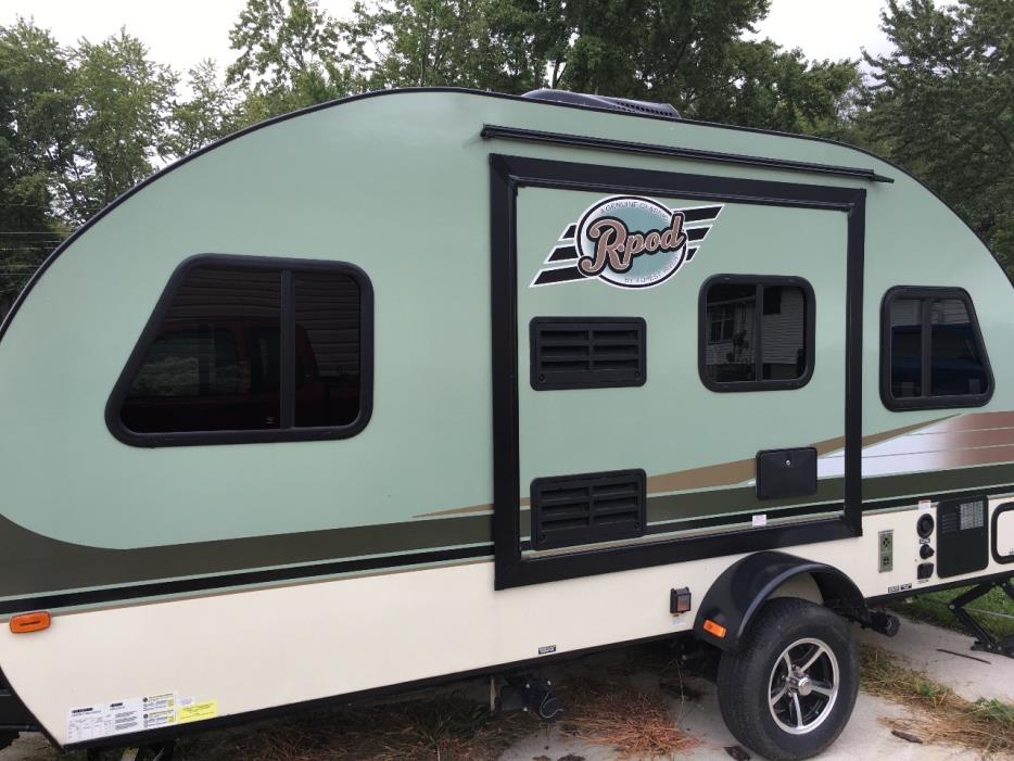 2015 Forest River R-POD 178