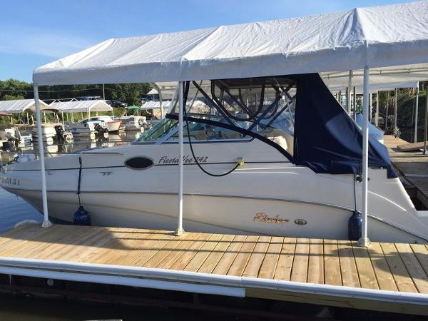 2000 Rinker Fiesta Vee 242