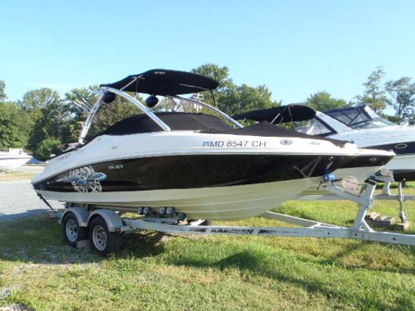 2008 Sea Ray 210 Select Fission