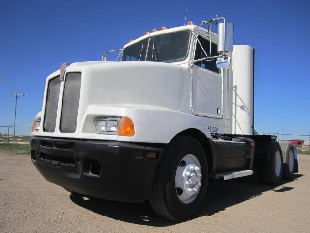 1995 Kenworth T400  Conventional - Day Cab