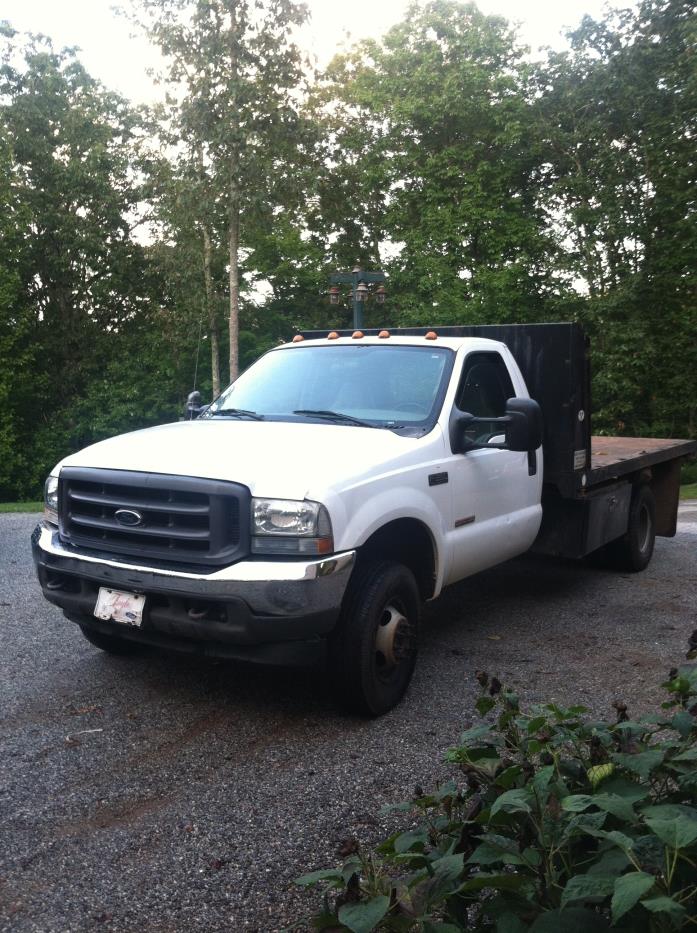 2004 Ford F350  Dump Truck