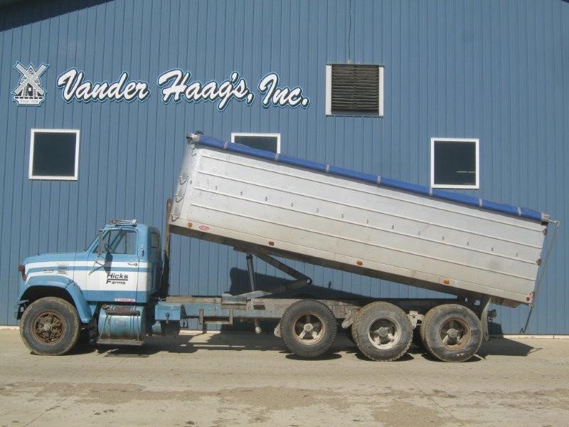 1977 Gmc 9500  Farm Truck - Grain Truck