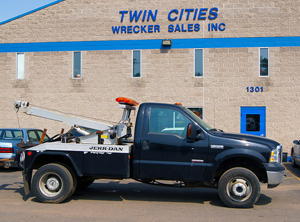 2006 Ford F350  Wrecker Tow Truck