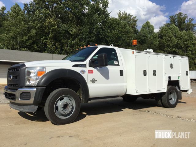 2011 Ford F-550 Xl Super Duty  Utility Truck - Service Truck