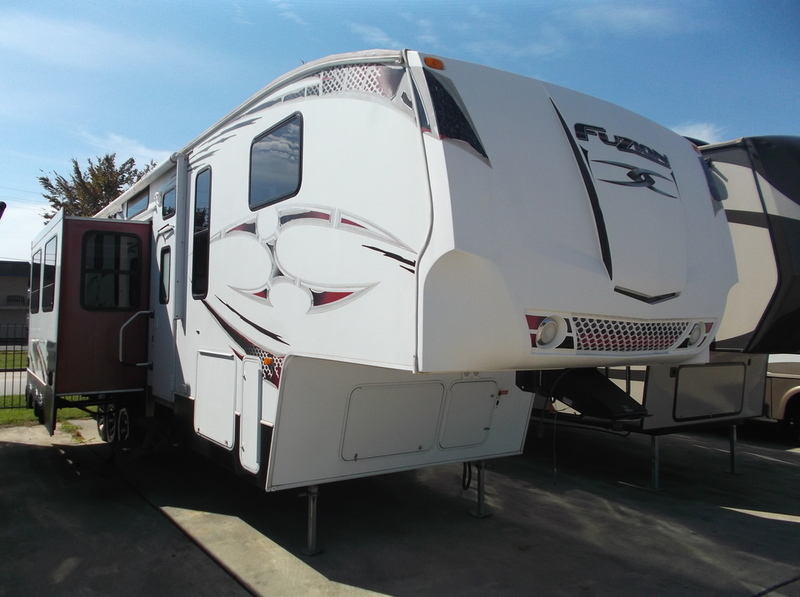 2010 Keystone Rv Fuzion 383