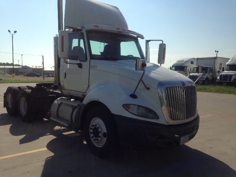 2010 International Prostar  Conventional - Day Cab