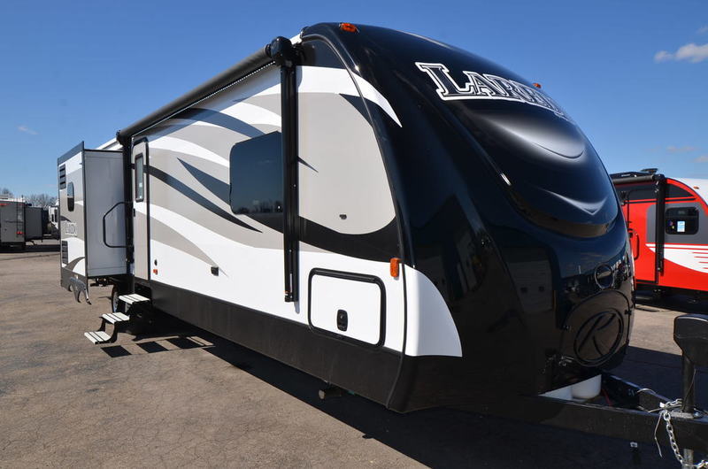 2017 Keystone Rv LAREDO 331BH TRAVEL TRAILER