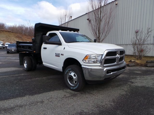 2016 Ram 3500 Chassis  Contractor Truck