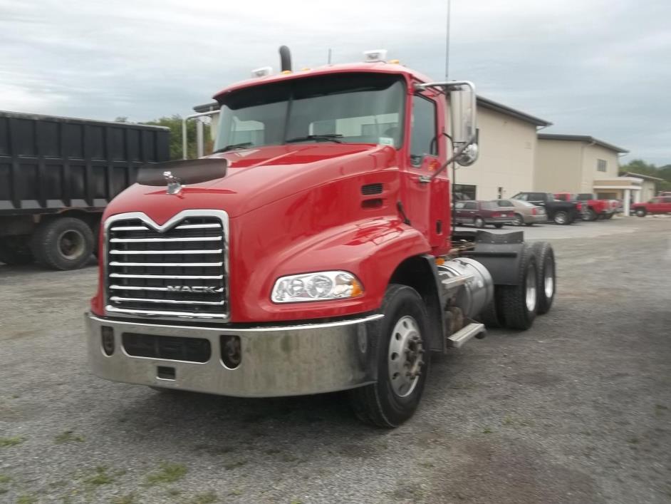 2008 Mack Vision Cx613  Conventional - Day Cab