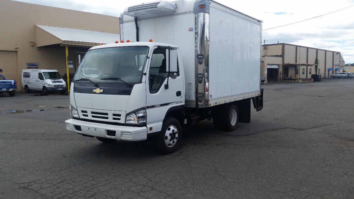 2006 Chevrolet W4500  Beverage Truck