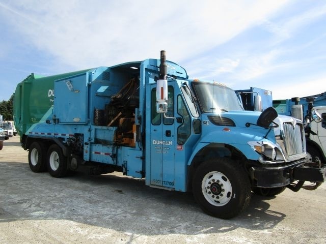 2010 International Workstar 7400  Garbage Truck