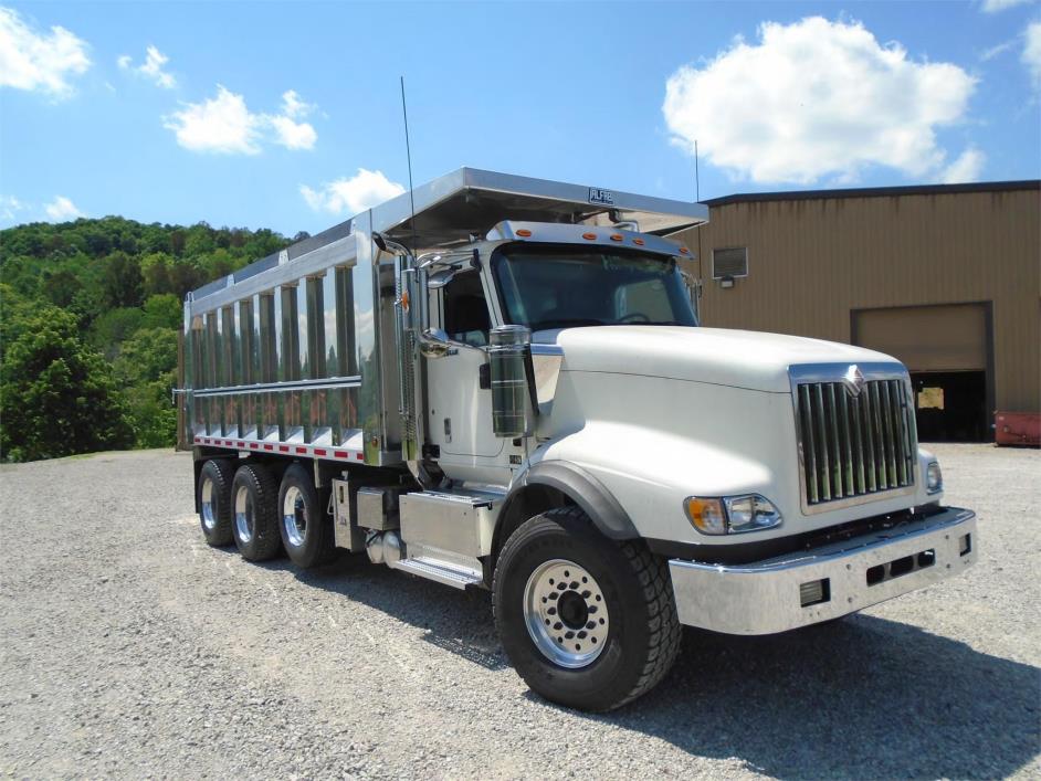 2014 International 5900i  Dump Truck