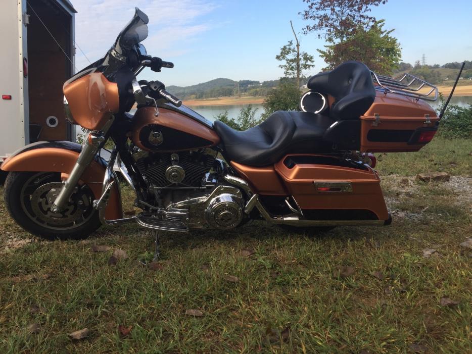 2014 Harley-Davidson CVO™ Breakout