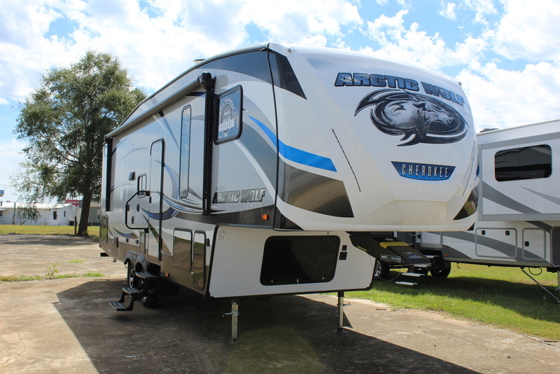 2017 Forest River Cherokee Artic Wolf 265DBH8