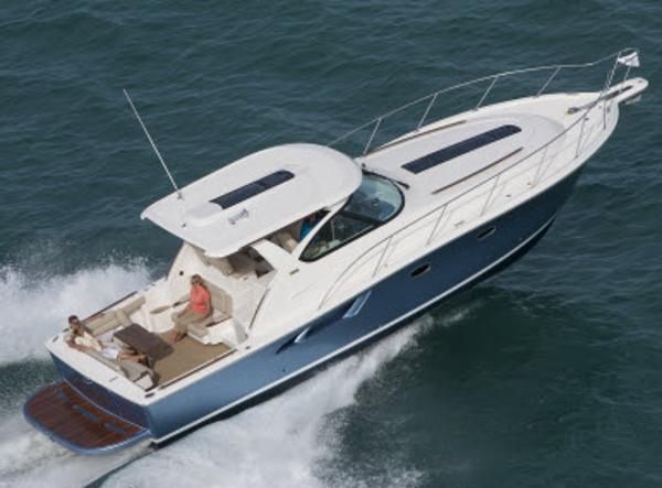 2014 Tiara 3900 Coronet