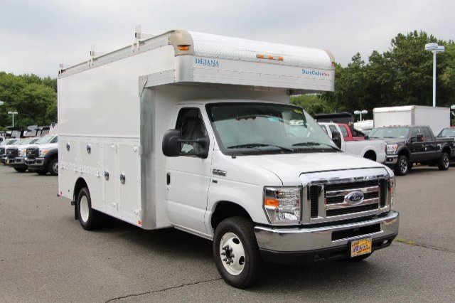 2017 Ford E350  Utility Truck - Service Truck