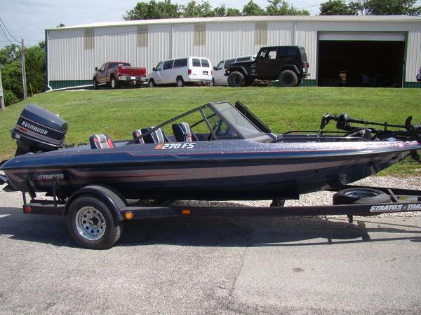 1990 Stratos Ski Boat Boats for sale