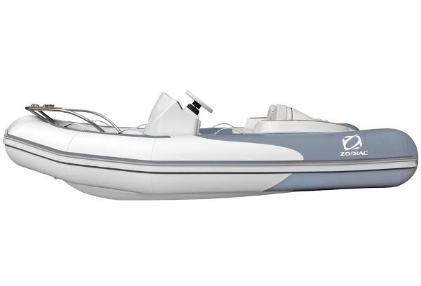 2013 Zodiac Yachtline 340